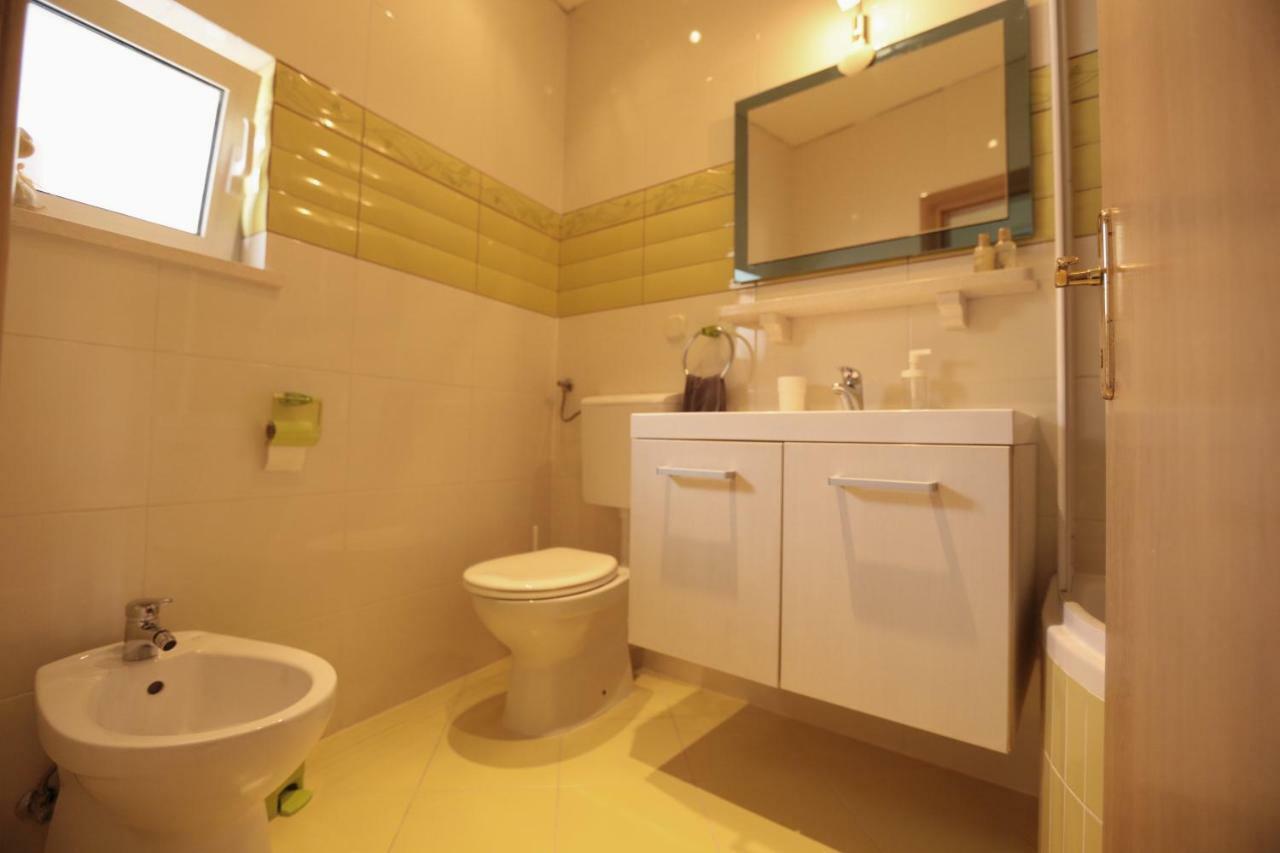 Apartman Vrsalovic Sumartin Dış mekan fotoğraf